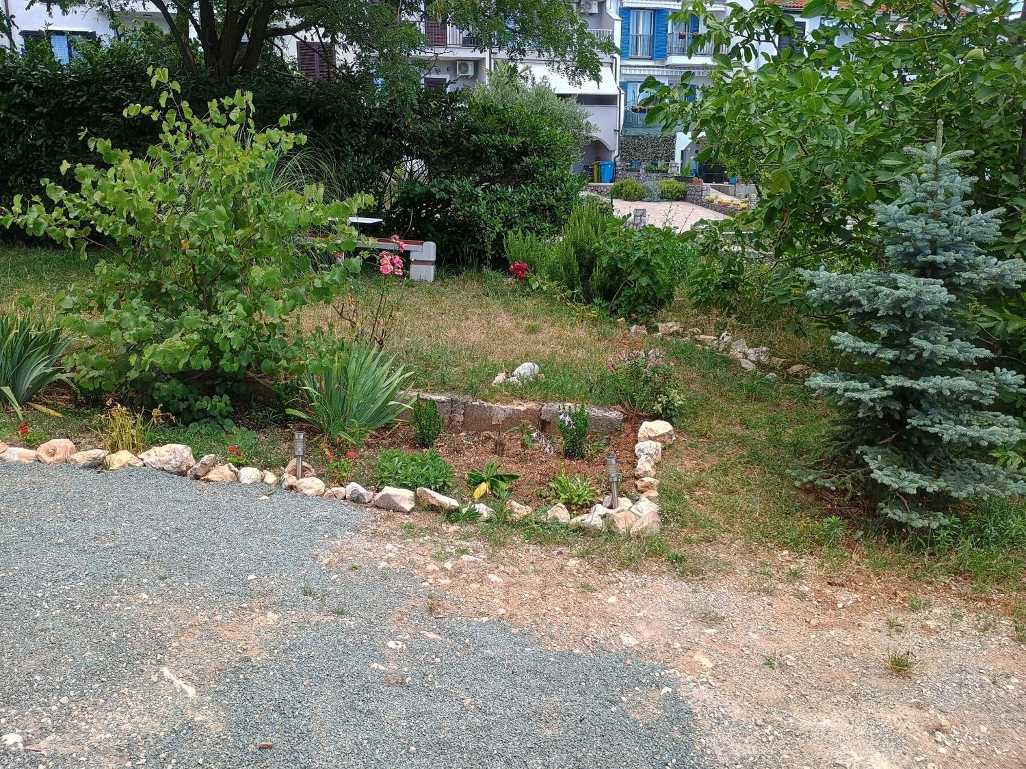Lucky Star - Free Parking Apartment Rijeka Bagian luar foto